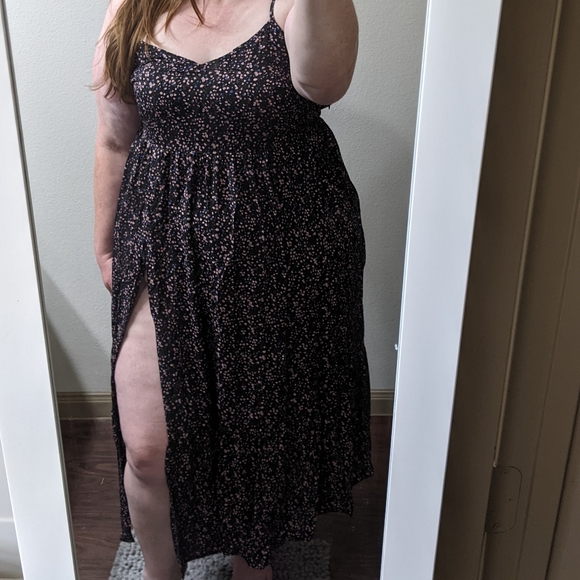 Plus Split Thigh Ditsy Floral Cami Dress - Picture 6 of 10